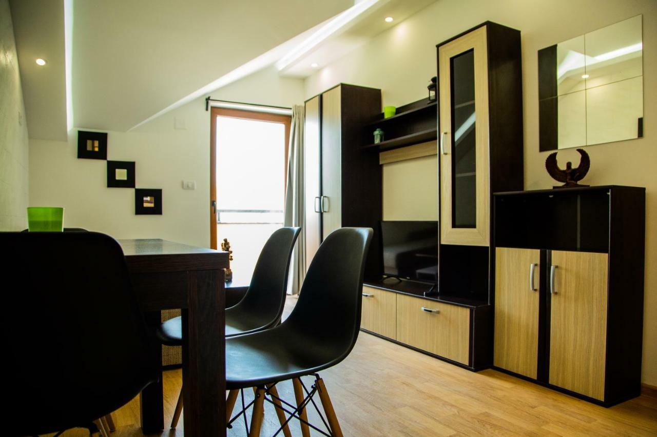 Apartmani Borova 2 Велико-Градиште Экстерьер фото